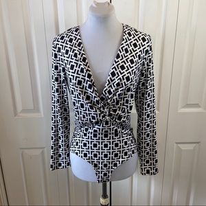 Objex Geometric Print Bodysuit Knot Front NWT sz L